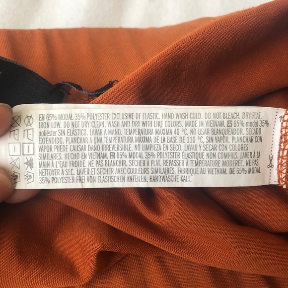 Forever 21 mid pencil skirt - Picture 6 of 10